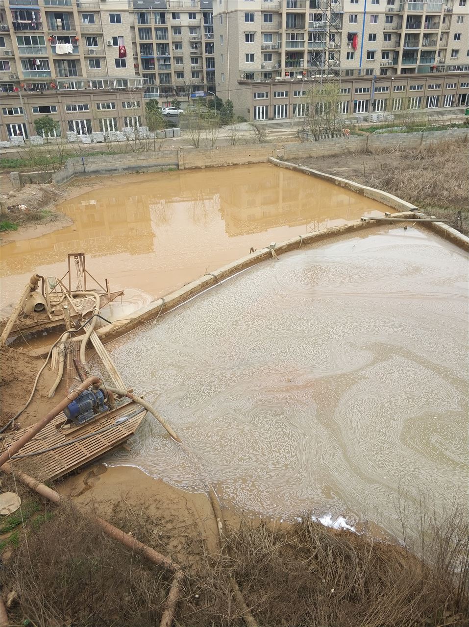 城东沉淀池淤泥清理-厂区废水池淤泥清淤