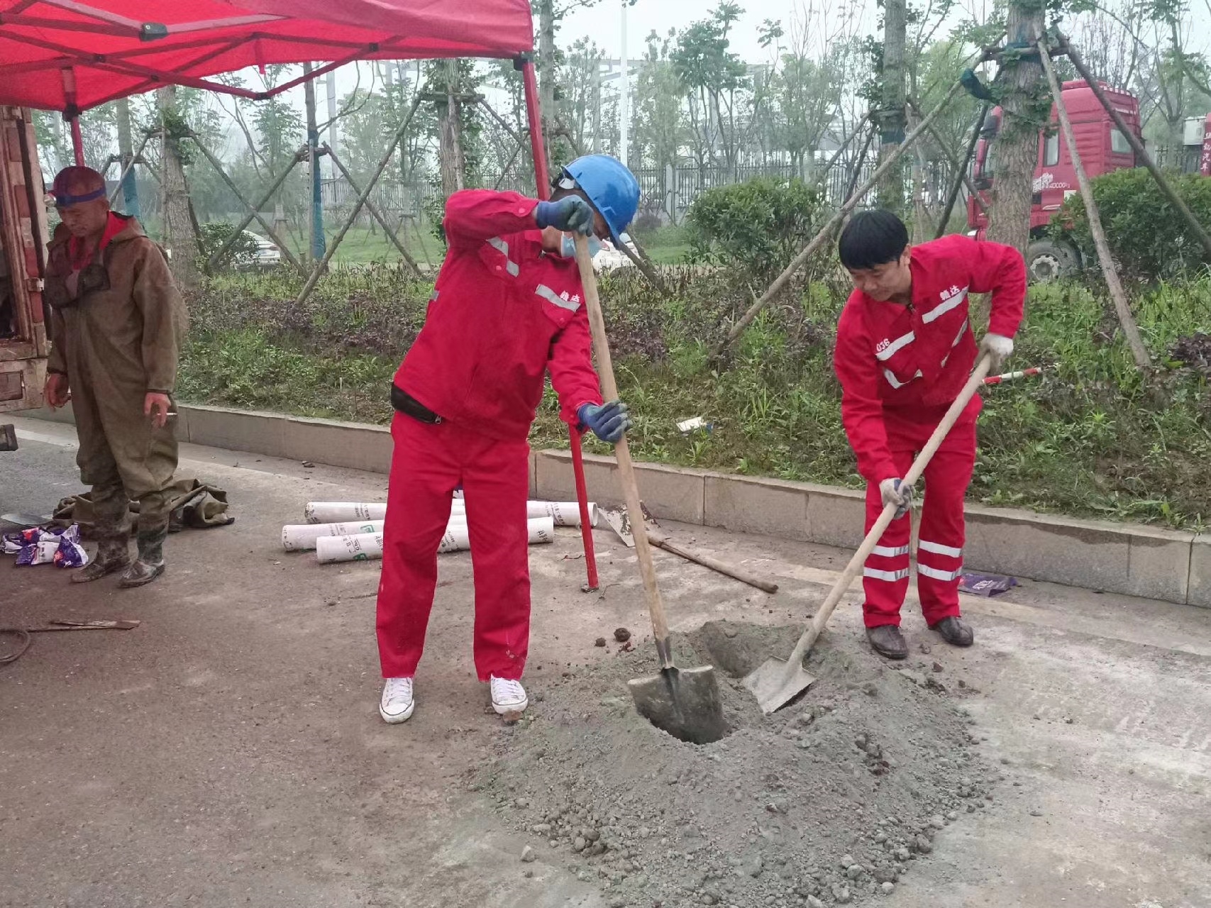 城东管道疏通哪家好】及时进行市政管道清淤